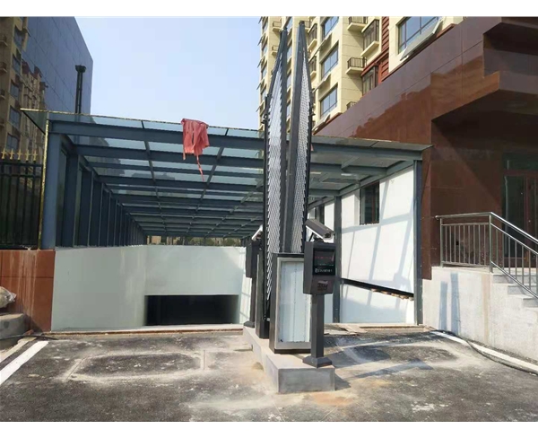 膠南小區(qū)車牌識別系統(tǒng)，廣告道閘安裝公司